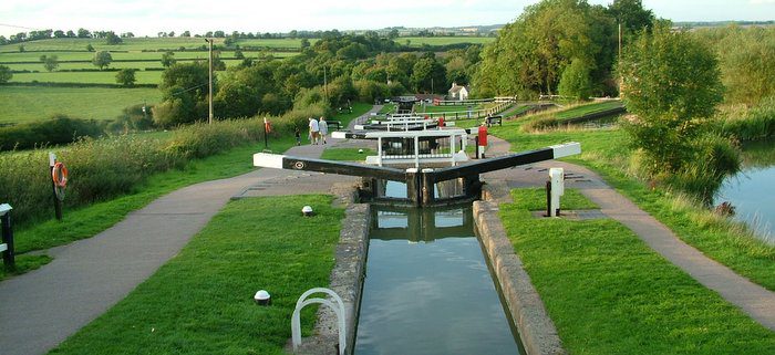 foxton locks narrowboat hire