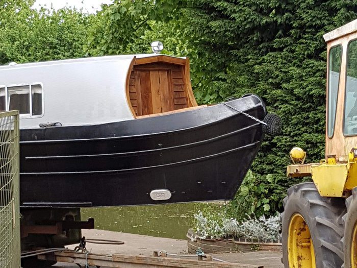 Boutique Narrowboat is moved to the canal