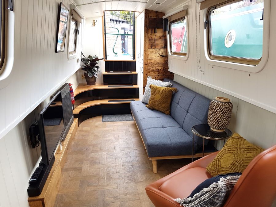 Narrowboat build from Boutique Narrowboats