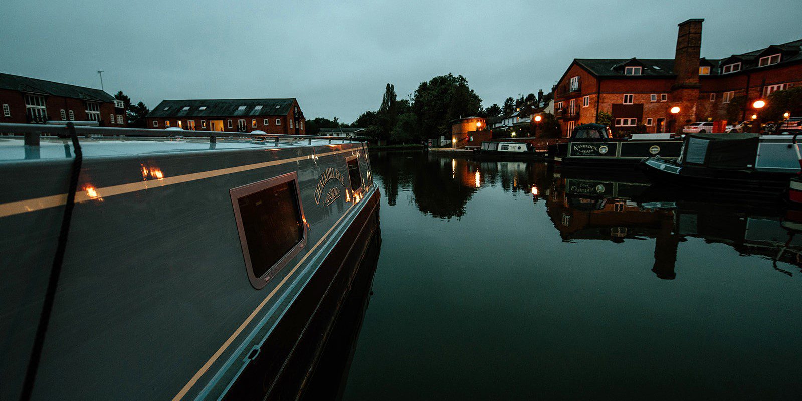 luxury canal boat for hire from Union Wharf Market Harborough