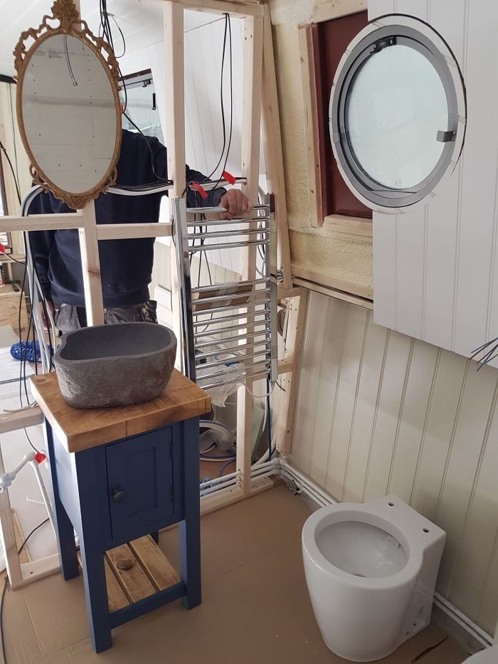planning a bathroom on a narrowboat 